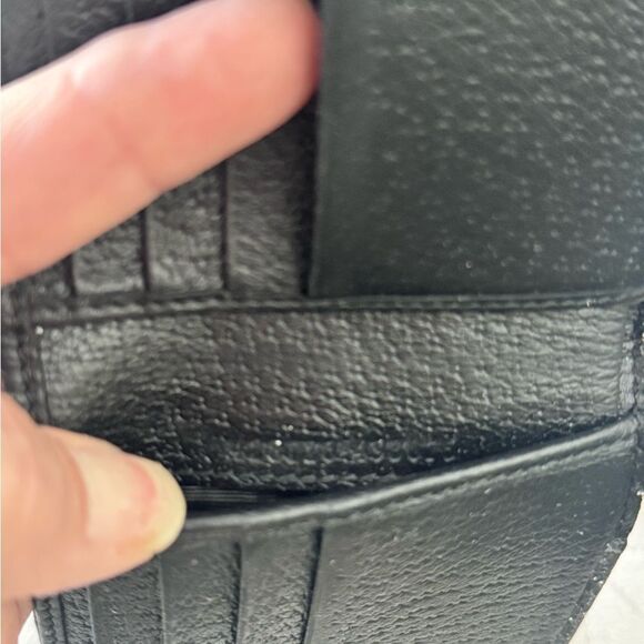 GG Marmont Men’s Black Pebble Leather Bi-fold Card Case Wallet Gold GG 428726 - Picture 13 of 13